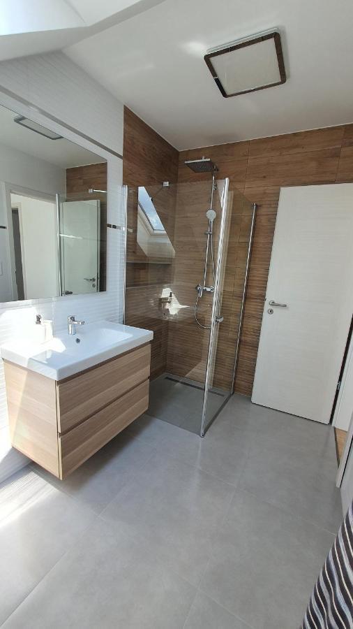 Velence Lakeside Pool House 외부 사진